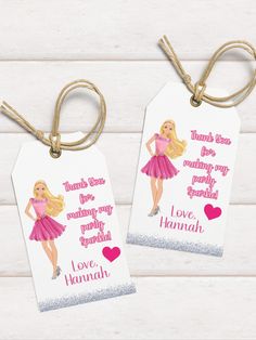 two tags with the words, i love hannah and there is no image on them