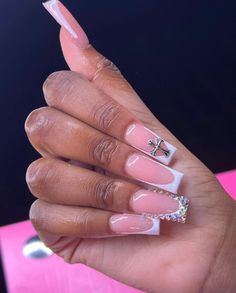 Elegant Nails Coffin, Nude Nails With Black Design, Nude Nails With Diamonds, Nails With Black Design, Nude Nails For Brown Skin, Coffin Nude Nails, Glitter Nude Nails, Long Nude Nails, Beige Nails