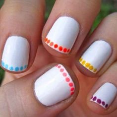 Vous pouvez aussi ajouter une ligne de petits points colorés au bord de vos ongles. | 24 idées de manucures très faciles à réaliser Polka Dot Nail Art, Nails Ombre, Dot Nail Art, Colorful Nails, Dots Nails, Simple Nail Art Designs, Nails For Kids, Viria