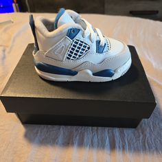 Toddler Jordan 4 Retro. Off White/ Military Blue. Never Worn. Comes With Original Box And Packaging. Excellent Condition. Size 4c Us. Uk Size 3.5 Jordan 4 Retro Off White, Toddler Jordans, Baby Jordan Shoes, Baby Jordans, Jordan 4 Retro, Retro Color, Kids Nike, Kids Sneakers, Nike Blue