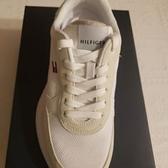 Tommy Hilfiger Women's Sneakers Size 8.5 M. White 140 Twzidya. Tommy Hilfiger Casual Sneakers With Laces, Tommy Hilfiger Sporty Sneakers, Casual Tommy Hilfiger Sneakers With Laces, White Tommy Hilfiger Sneakers With Rubber Sole, Tommy Hilfiger Sporty Sneakers With Round Toe, Tommy Hilfiger Sneakers For Streetwear With Round Toe, Tommy Hilfiger White Lace-up Sneakers, White Lace-up Tommy Hilfiger Sneakers, Tommy Hilfiger Sneakers With Round Toe And White Sole