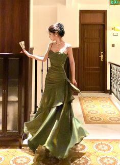 Debs Dresses Green, Low Corset Dress, Different Dress Styles Chart, Floor Length Green Dress, Long Silk Prom Dress, Dark Green Dresses Prom, Unconventional Prom Dress, Whimsical Prom Dresses, Pretty Little Thing Dress