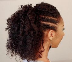 pony hairstyle for curly hair Pony Hairstyles, Curly Hair Updo, Natural Curls, Trendy Hairstyles, Naturally Curly, Up Hairstyles, Wavy Hair