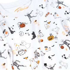 Description Step into a world of spook-tastic charm with Petidoux's brand-new "Halloween Party" pajamas! Our hand-drawn print is a bewitching masterpiece featuring dancing skeletons, adorable carved pumpkins, and a hauntingly delightful cast of characters including ghosts, dogs, cats, and teddy bears – all dressed as the cutest Halloween spooks and friendly mummies. These pajamas are the ultimate treat for the little ones, ensuring they're the life of the Halloween party, even in dreamland! Reno White Long Sleeve Costume Party Set, White Long Sleeve Sets For Costume Party, Halloween Costume Sets With Long Sleeves, Long Sleeve Halloween Costume Sets, White Sleep Sets For Fall, Playful Halloween Sleepwear For Pajama Party, Playful Sleepwear For Halloween Pajama Party, White Halloween Costume Party Sets, Playful Halloween Sleepwear