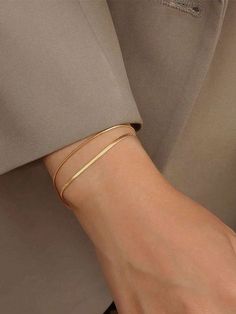 1pc Women's Minimalist Stylish Double Layer Bracelet, Stainless Steel Multi-Layer Chain Design, Simple And Versatile, Won't Fade, Suitable For Daily Wear Gold Fashionable   Stainless Steel     Women Fashion Jewelry, size features are:Bust: ,Length: ,Sleeve Length: Gold Bracelets Stacked, Gold Bracelet Simple, Chic Bracelet, Layered Chains, Wedding Jewelry Bracelets, Chain Design, Style Minimaliste, Layered Bracelets, Watches Women Fashion