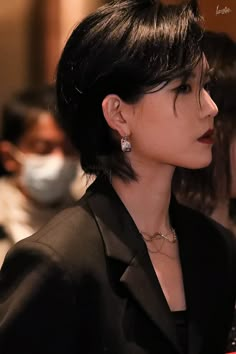 Lu Keran, Haircut Tips, Trendy Bob, Korean Haircut, Trendy Bob Hairstyles, Really Short Hair, Hair Photography, Hair Inspiration Short, Trendy Short Haircuts