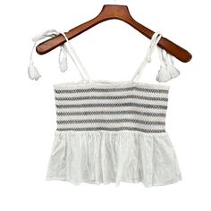 Francescas Studio 19 Tank Top Womens Smocked White Striped Cotton Size Xs Details: Brand: Studio 19 Style #: Wt10610 Color: White Closure: Pullover Made In: India Material: 100% Cotton Care: Machine Wash Msrp: $38 Size: Size Tag: Xs Approx. Chest Circumference: 28" Please See Measurements In The Listing Photos As Manufacturer Size May Vary. New With Tags! Sold Exactly As Pictured. Please Carefully Review All Pictures Before Purchasing As All Are Of The Exact Item Being Sold. No Stock Photography Puff Long Sleeve Top, Light Pink Tops, Denim Corset Top, Small Crop Tops, Puff Long Sleeves, Striped Crop Top, Puff Sleeve Blouse, Lace Crop Tops, Crop Shirt