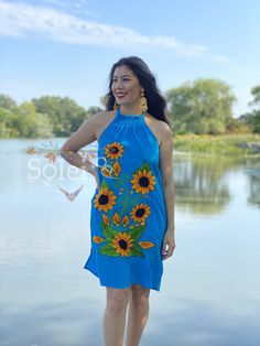 -This Beautiful Floral embroidered Dress is the perfect dress to add to your wardrobe. Its cute enough to dress up for a party or even just wear it to a picnic. -It's lightweight, handmade out of cotton and has embroidered sunflowers on it. **More colors available here: https://www.etsy.com/es/listing/839953944/vestido-halter-girasoles-vestido?ref=listing_published_alert Embroidered Flower Dress For Summer, Summer Embroidered Dress With Floral Applique, Summer Beach Dress With Floral Applique, Blue Floral Applique Dress For Summer, Summer Embroidered Cotton Sundress, Summer Blue Embroidered Floral Print Dress, Blue Floral Print Embroidered Summer Dress, Casual Embroidered Floral Dress For Beach, Blue Floral Embroidered Summer Dress