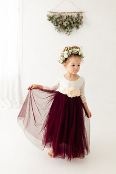 Long Sleeve Wedding Gown, Flower Girl Dresses Navy, Flower Girl Dress White, Burgundy Flower Girl Dress, Girl Dress White, Flower Girl Flower, Blush Flower Girl Dresses, Flower Girl Proposal