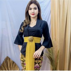 Kebaya Lamaran, Kebaya Brokat, Kebaya Dress, Trumpet Sleeve, Denpasar, Chiffon Material, Girls Dresses Summer, Fashion Design Clothes, Solid Pattern