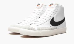 Blazer Mid 77 Vintage CZ1055 100 White Black Shoes, Blazer Mid 77 Vintage, Nike Casual, Black Nike Shoes, Womens Blazer, Nike Blazer Mid 77, Nike Blazers Mid, Nike Blazer Mid, Casual Sneakers Women