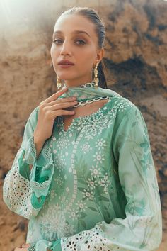 Nureh NSG-158 Gardenia Lawn Collection 2024 Original brand suit fabric and photography lite diffrance in actual print. Ali Xeeshan, Saira Shakira, Green Powder, Luxury Wear, Chiffon Dupatta, Color Powder, Suit Fabric, Pakistani Outfits, Fashion Consultant