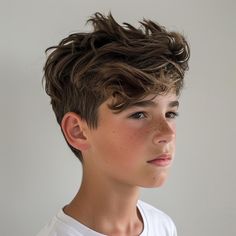 20 Frische und Coole Mittellange Frisuren für Jungs Boys Longer Haircuts, Oblong Face Hairstyles, Boy Haircuts Long, Boys Haircut, Boy Cuts, Boys Long Hairstyles, Boys Haircuts, Teenage Boys