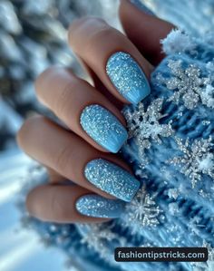 Christmas nails may bring to mind sculpted Santas, over-the-top glitter, and red and green everything, but there are actually plenty of subtle options available to show your spirit in style.#ChristmasNails #HolidayNails #NailArt #FestiveNails #WinterNails #NailInspiration #NailDesigns #NailTrends #NailGoals #NailObsessed Iced Blue Nails, Frozen Nails Acrylic, Frozen Theme Nails, Frost Blue Nails, Frosty Nail Designs, Nails 2024 Trends Winter, Frosty Blue Nails, Winter Nails 2024 Trends, Ice Nails Designs