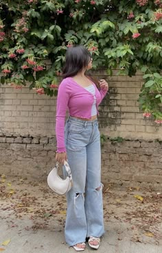 Indian College Fits, Daily College Outfits Indian, Casual College Outfits Summer, Styling Outfits, Neat Casual Outfits, Outfits Indian, College List, Golden Globes Red Carpet, College Outfit