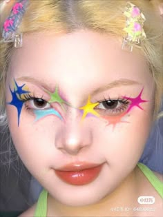 Cool Eyebrows, Howls Moving Castle Makeup, Makeup Ideas Colorful Creative, Hyperpop Makeup, Aesthetic Nails Vintage, 90s Aesthetic Nails, Ballet Core Makeup, Makeup Art Face Inspiration, Colorblock Makeup