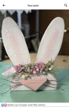 Easter 2025, Spring Easter Crafts, Spring Easter Decor, Easter Fun, Wooden Crafts, Class Ideas, Easter Ideas, Spring Crafts