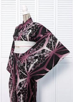 Japanese Yukata Kimono - Plum Blossoms and Webs in Black Traditional Black Kimono With Floral Print, Traditional Black Floral Print Kimono, Purple Yukata, Dark Kimono, Oiran Kimono, Black Yukata, Traditional Yukata, Cherry Blossom Kimono, 80s Japanese Fashion