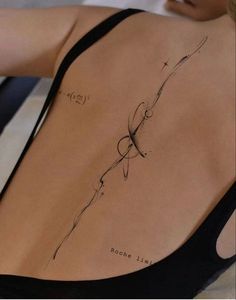 Dainty Geometric Tattoo, Watercolor Spine Tattoo, Spine Tattoo Minimalist, Abstract Spine Tattoo, Star Spine Tattoo, Fineline Spine Tattoo, Simbols Tattoo, Back Tattoo Women Spine, Feminine Back Tattoos