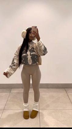 Baddie Sweats Outfit, Pre Winter Outfits Women, Cardigan School Outfit, Leg Warmer Outfits Black Women, Fall Outfit Baddie, Shein Birthday Outfits Winter, Colorado Outfits Black Women, Asthetic Outifts Ideas Cozy, Sweats With Boots