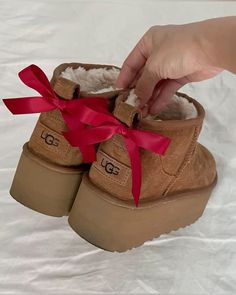 #uggs Ugg Boots With Bows, Ugg Ultra Mini, Boots Slippers, Ugg Mini, Peppermint Mocha