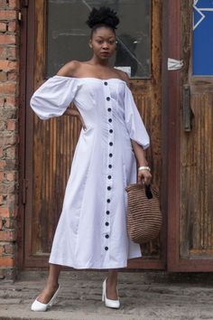 Plain Midi Dress, Off Shoulder Puff Sleeve, White Off Shoulder Dress, Shoulder Puff Sleeve, Street Dress, Christmas Outfits Women, Little Red Dress, Portrait Photos, Off Shoulder Dresses