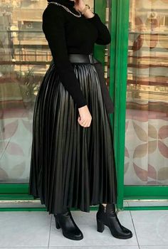 Long Skirt Fashion, Women Dresses Classy, Fancy Dresses Long, Muslim Fashion Hijab, Cheap Dresses Online, Hijab Chic, Muslim Fashion Outfits