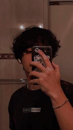 fluffy hair boy Black Fluffy Hair Boy, Fluffy Hair Boy, Messy Hair Boy, Black Mask Aesthetic, Chicos Aesthetic, Fake Boy, Hair Mirror, Hair Boy, Photo Editing Techniques