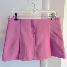 Zara - Mini Skirt Pink Size M Brand New, From Smoke And Pets Free Home Fitted Zara Mini Skirt In Pink, Fitted Pink Zara Mini Skirt, Fitted Pleated Zara Bottoms, Zara High Waist Spring Skort, Pink Skort With Pockets For Spring, Zara Solid Skort, Zara High Waist Skort For Spring, Zara Lined Skort For Spring, Zara Skirted Skort For Spring