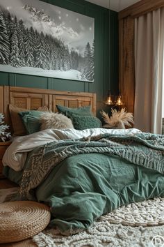 room ideas, fall bedroom, forest bedroom aesthetic, forest themed bedroom, moody bedroom, dark cozy bedroom ideas, romanticforest room Dark Theme Room, Dark And Cozy Bedroom, Forest Theme Bedroom, Forest Themed Bedroom, Dark And Cozy, Woodland Retreat, Forest Room, Theme Bedroom