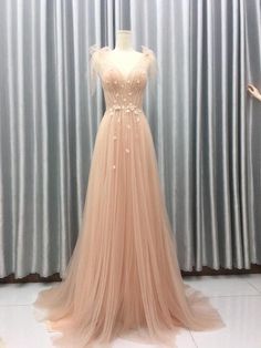 Tan Prom Dress, Stunning Dresses Gowns, Pretty Homecoming Dresses, Elegant Casual Dress, Ethereal Dress, Anarkali Dress Pattern, Social Dresses, Corset Dress Prom, Homecoming Dresses Long