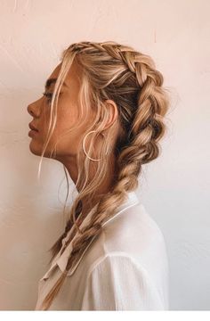 41 Messy Hairstyles For All Lengths #Hairstyles #lovely Portret Feminin, Shaggy Haircuts, Perfect Hairstyle, French Braid Hairstyles, Fishtail Braid, Hair Stylies, Hair Medium, Penteado Cabelo Curto, Long Blonde