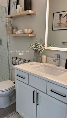 Simple Bathroom Decor, Restroom Decor, Dream Apartment Decor, Bathroom Decor Apartment, Future Apartment Decor, Bathroom Design Decor, Bathroom Inspiration Decor, Apartment Bathroom, Apartment Decor Inspiration