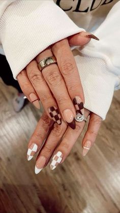 Brown Nails With Checker, Colour French Tips Nails Autumn, Almond Nails Designs September, Funky Fall Nail Designs, Engagement Nails Coffin, Checked Nails Designs, New York Nails Aesthetic, Neutral Western Nails, Chequered Nails