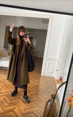 Winery Outfit Winter, Long Sleeve Dress Fall, Style Inspiration Fall, Winter Looks, Fall Winter Outfits, Parisian Style, Look Fashion, Classy Outfits, Autumn Winter Fashion