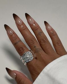 #nails #nailsofinstagram #explore #blackwork Rich Aesthetic Nails, Jewels On Nails Ideas, Nail Art Gel Ideas, Cyberpunk Nails Black, Sade Aesthetic Nails, Nail Ideas Gray, Silver Nails Aesthetic, Ring Aesthetic Silver, Acrylic Nails Latina