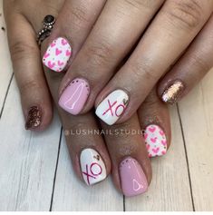 Short Nails Gel Valentines, February Nail Designs Valentines Day, Valentine Fingernails, February Nails Ideas Valentines Day Short, Valentine Gel Nails Ideas, Light Pink Valentines Nails, Valentines Dip Powder Nails, Valentine Dip Nails, Valentines Gel Nails Ideas