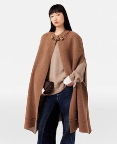 Oversized Chic Wool Poncho, Elegant Oversized Wool Poncho, Luxury Wool Cape For Winter, Chic Wool Cape For Fall, Luxury Wool Winter Cape, Luxury Cape For Fall, Luxury Winter Poncho, Chic Fall Capelet, Oversized Chic Cape