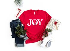 Joy Shirt, Christian Christmas Shirt, Holiday Shirt, Joy To The World, Christian Gift Shirt, Jesus Christmas Shirt, Choose Joy WELCOME MY STORE Shirts are UNISEX. Shirts are made with high grade, commercial vinyl and pressed with a commercial grade heat press. Colors on chart may differ slightly in person depending on screen. < Reading the Sizing Chart > Please note that the sizing chart includes the measurements of one side of the shirt, not the circumference. HOW TO ORDER 1~Select the "Shirt S Jesus Christmas Shirts, Cute Christmas Shirts Vinyl, Christian Christmas Tshirt, Christmas Shirts Vinyl, Jesus Christmas Shirt, Jesus Christmas, Happy Birthday Jesus, Cute Christmas Shirts, Christmas Jesus