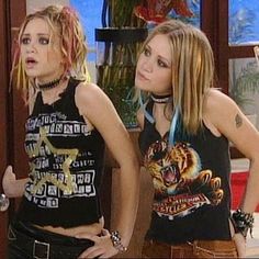 Pop Punk Outfits, 2000 Emo, Stile Punk Rock, Nostalgia Fashion, Y2k Fashion Early 2000s, 2000s Punk, Emo Princess, 00s Nostalgia