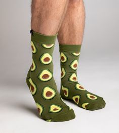 Get ready to guac 'n' roll with our one-of-a-kind Avocado Socks! Perfect for those who like their fashion as fresh as their guacamole. Crafted from the finest cotton blend, these socks promise to be the 'pits' when it comes to comfort and durability. Here's why you'll love them: 🥑 Unique Design: Adorned with a ripe avocado print that's guaranteed to turn heads, they're a conversation starter at every party or meeting. And yes, we've included the pit—because what's an avocado without it? 🥑 Comf Fun Green Cotton Socks, Green Cotton Summer Socks, Casual Green Cotton Socks, Avocado Socks, Avocado Print, Crushing It, Ripe Avocado, The Pit, Solid & Striped