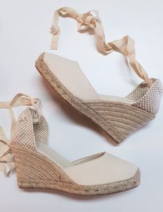 "Lace up, rope sole espadrille PUMP wedges (9cm heels = 3.54 inches) in IVORY, with reinforcement stitching in the front. Antislippery soles covered with rubber. In order to prevent the fraying of the ribbons, the ribbon ends are glued, what makes a quite nice closing (see last pic for details). 🦋 VEGAN SHOES, animal friendly & sustainable. Eco friendly. Jute fiber has excellent insulating properties and low thermal conductivity. It is environmentally friendly, bio-degradable and recyclable. ♻ Spanish Espadrilles, Ribbon Ends, Wedge Pumps, Vegan Shoes, Espadrille Shoes, Wedge Espadrille, Espadrilles Wedges, Sustainable Fashion, Sustainability