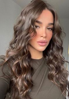 Cool Tone Brown Hair, Gorgeous Brown Hair, Ash Brunette, Grey Brown Hair, Brown Hair Inspiration, Rambut Brunette, Haircut Inspo, Brown Hair Looks, Brown Hair Inspo