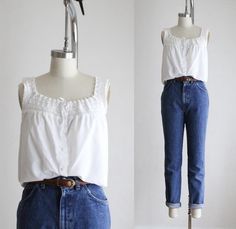 Vintage Mom Jeans, Vintage Mom, Cotton Blouse, Spring Wardrobe, Cotton Blouses, Mom Jeans, Open Shoulder Tops, Outfit Inspo