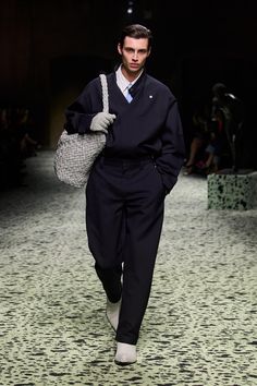 Fall 2023 Ready To Wear, 2023 Ready To Wear Collection, 2023 Ready To Wear, Model Inspo, Men Fashion Casual Outfits, Mens Street Style, Comme Des Garcons