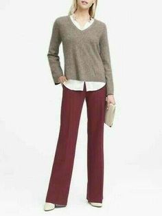 NWT BANANA REPUBLIC BLAKE BURGUNDY WASHABLE BI STRETCH WIDE LEG PANTS SIZE 0 ACTUAL PANTS BUT IN BURGUNDY.   The elongating, wide-leg silhouette of the Blake Pant is equal parts modern and stylish. This classic wide-leg trouser is expertly cut for a slimming effect on all body types. 70% polyester, 23% rayon, 7% spandex. High rise. Relaxed through the hip and thigh. Wide leg. Front off seam pockets, rear welt pockets. Unlined. Machine wash. Size 0 Waist: 29 inches Rise: 10 inches Inseam: 33 Office Outfits For Ladies, Burgundy Trousers, Happy Hour Outfit, Outfits For Petite, Business Casual Dress Code, Trouser Outfit, Deep Autumn, Style Goals, Fashion Business Casual