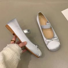 Newest Fashion Luxury Satin Silk Ballet Shoes Woman Classic Square Toe Bowtie Elastic Band Ballerina Pink Ballet Shoes, Soft Loafers, Fairy Shoes, Summer Flats, Ballet Slippers, Womens Ballet Flats, Mary Jane Flats, Jane Shoes, Silver Shoes