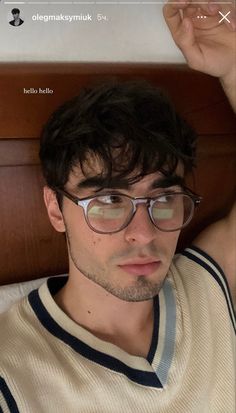 Mens Haircut With Glasses, Haircut For Men With Glasses, Haircuts For Men With Glasses, Male Glasses Aesthetic, Asian Men Glasses, Nerdy Boys With Glasses, Men With Glasses Aesthetic, Aesthetic Glasses Men