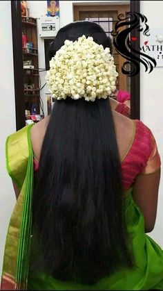 Jasmin Flower Hairstyle Kerala, Sreemantham Hairstyle, Jasmine Hairstyles Indian, Mullapoo Hairstyles Kerala, Ar Phonics, Buns Long Hair, Hair Wedding Styles, Long Hair Wedding