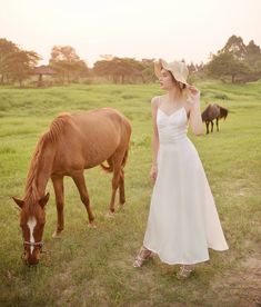 White Dress Silk, Silk Dress White, Gown Wedding Guest, White Dress Sleeveless, Evening Gown Wedding, Silk Bridesmaid Robes, Long Silk Dress, Women Silk Dress, Silk Prom Dress